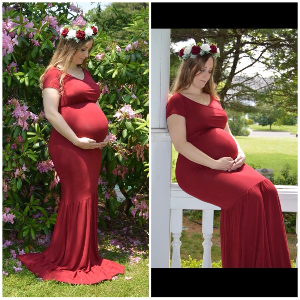 Red Maternity Photo Shoot Dress